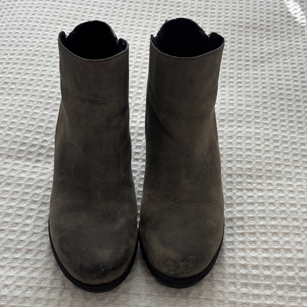 Sorel Charcoal Ankle Boots